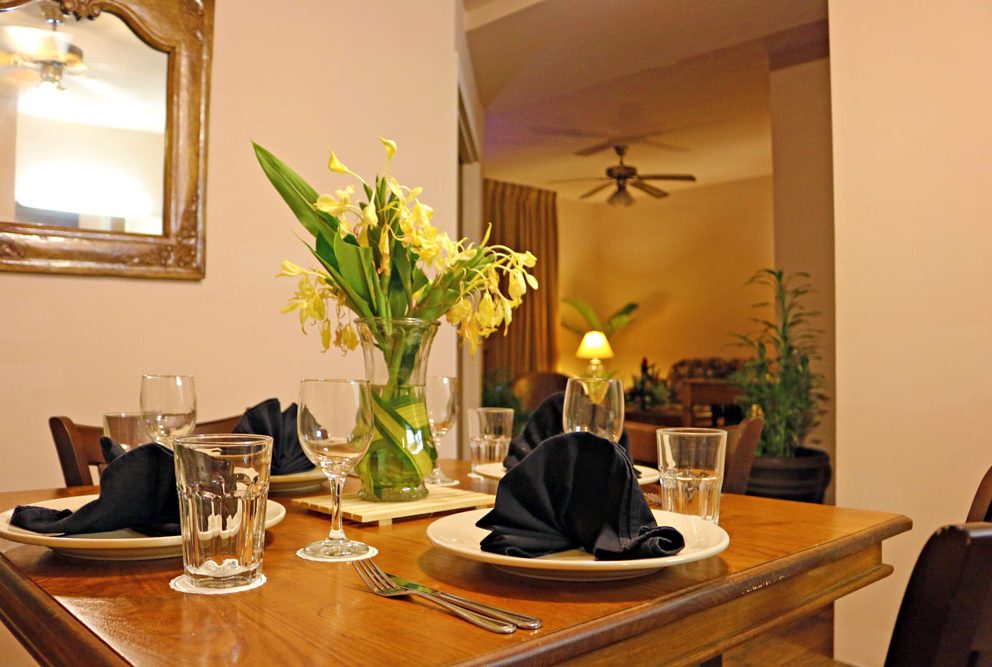Plaza Alii Suite Dining